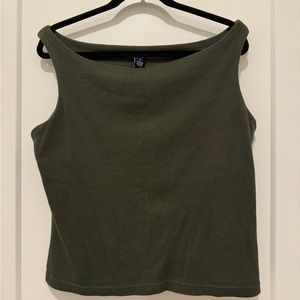 Gap Tank size XL